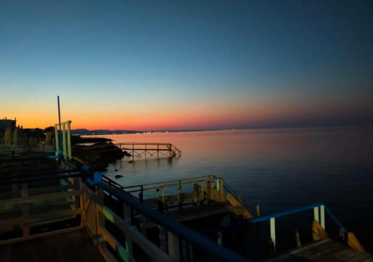 Appartamento Fenix To Rome Santa Marinella Esterno foto